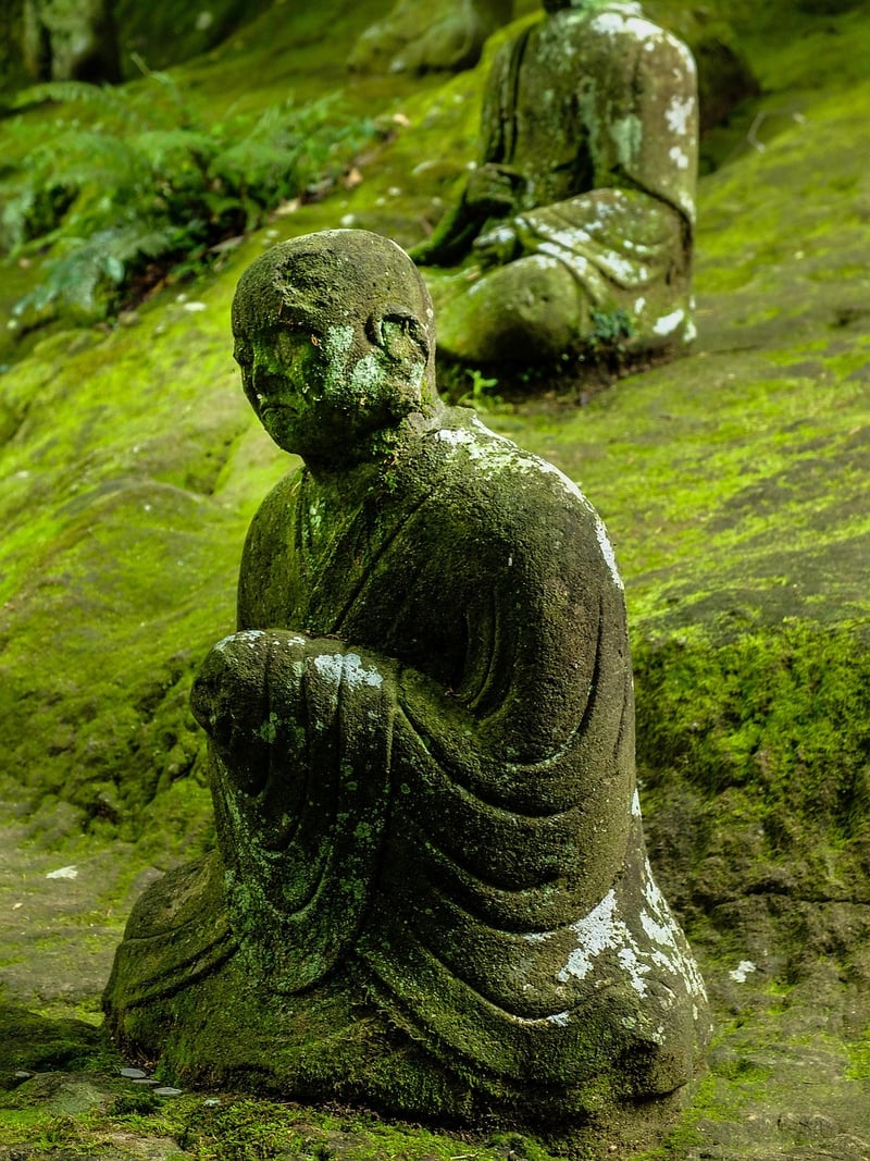 Mossy Altars